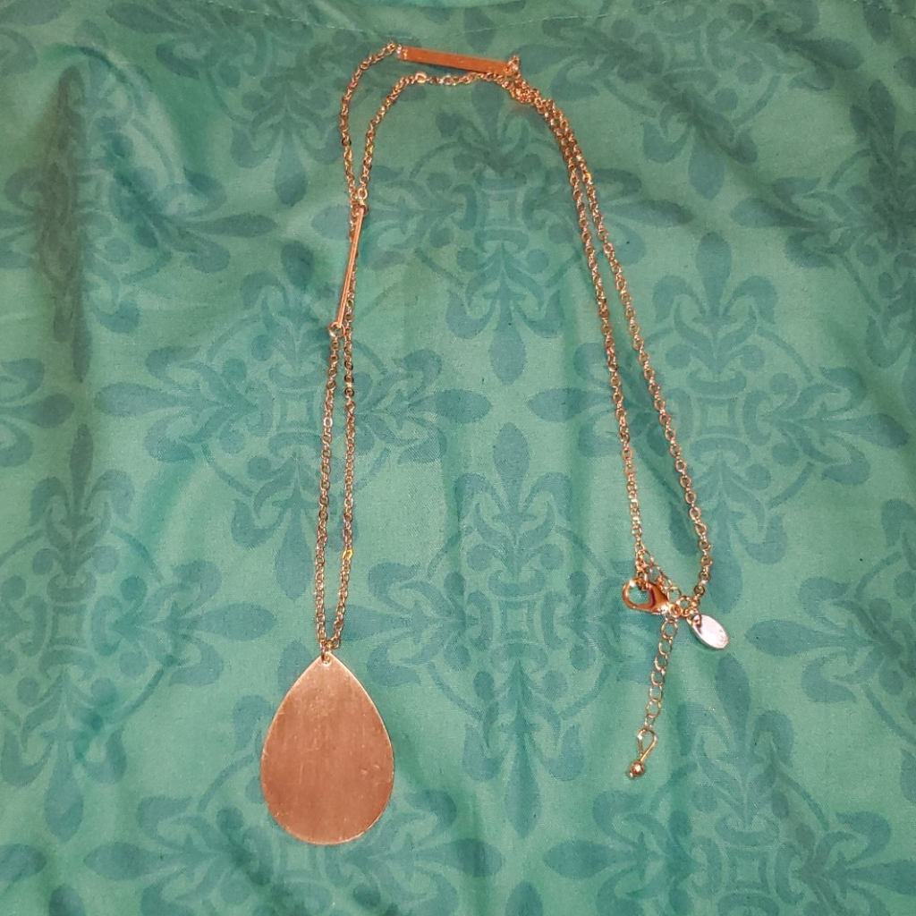 Rose Gold Teardrop Long Necklace 5$